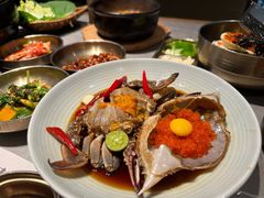 -草家酱蟹炭火烤肉店(珲春南路一店)