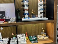 -一代眼镜(浦东大拇指广场店)