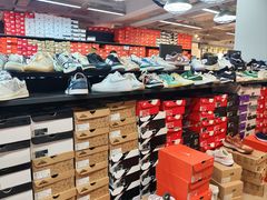 -法雅体育工厂店(皂君庙路店)