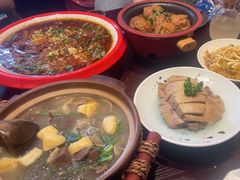 -古都历食南京菜·烤鸭·鸭血粉丝·汤包(南京博物院店)