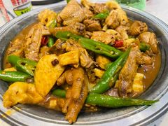 -巧克力渔家.小船海鲜胶东菜(万平口店)