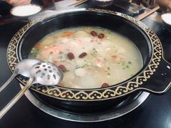 正宗高原松茸牛肉汤锅-八美镇邛崃土地坡饭店