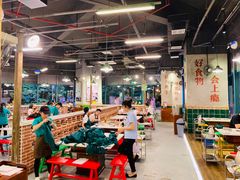 大堂-憨铁匠老火锅(龙岗万科里店)