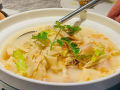 浓汤咸肉煮笋衣-悦秀·高级粤菜