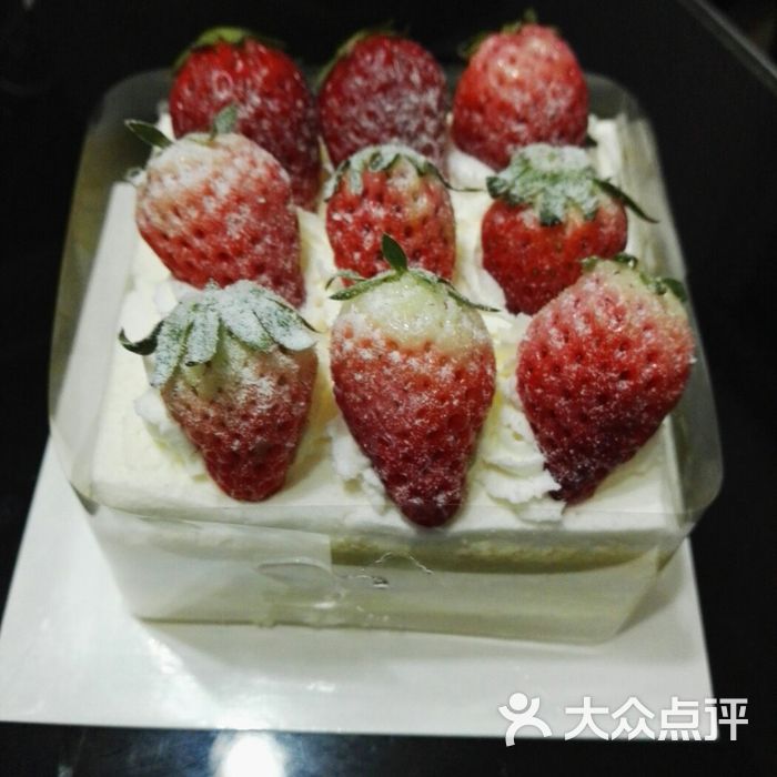 touch bread泰奇面包白雪鲜莓蛋糕图片-北京面包甜点-大众点评网