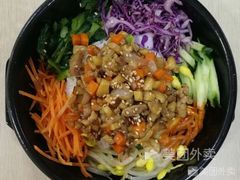 -拌来拌去石鍋拌飯(文鼎店)