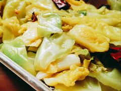 炝炒手撕圆白菜-鑫巴蜀(和平里店)