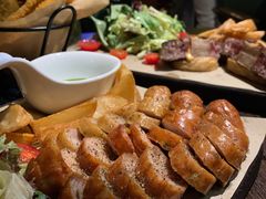 -The Cheebat 锌吧·Bistro(体育西店)