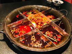 -渝涯重庆豆花老火锅(中赢国际店)