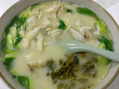 -明呈黄鱼面馆(斜土路店)