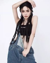 点击看大图 -定格摄影·轻奢定制写真馆