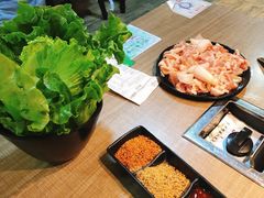 -石记东北风味烤肉店(子固路店)