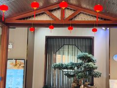 -忆江南·临江鱼馆