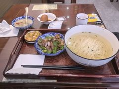 -百年老字号·观振兴蟹黄面·三虾面·苏式面(观前街富仁坊巷店)