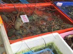 -拉威海鲜市场
