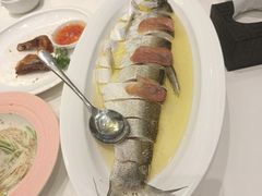 -万龙洲海鲜(大兴绿地缤纷城店)