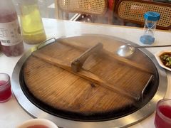 -鲁员外地锅鸡地锅鱼(古墩路店)