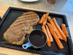 -必胜客(威高广场店)