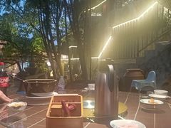 -阿浪山庄