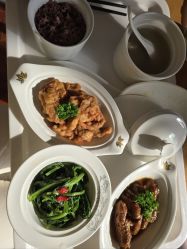 -菁幼月子会所(儿童医院店)