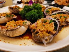 -三泉海中鲜海鲜加工零售广场(幸福时代店)