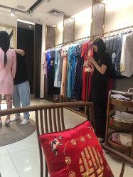 点击看大图 -藤薰定制中式嫁衣礼服旗袍店