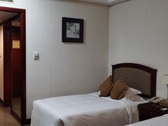 -曲江惠宾苑宾馆(大雁塔大唐不夜城店)