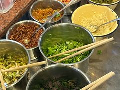 -丽丽三鲜螺蛳粉(田林路店)