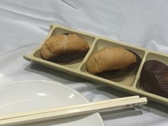 榴莲千丝酥-稻香酒家·34年老字号·港式粤菜(汉街店)