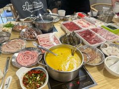 -杨老板·海鲜集市火锅·鲜切牛肉(中防万宝店)