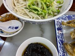 肉丁小碗干炸炸酱面-海碗居(牡丹园店)