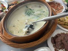 -天乐农家鱼头王(天目湖店)