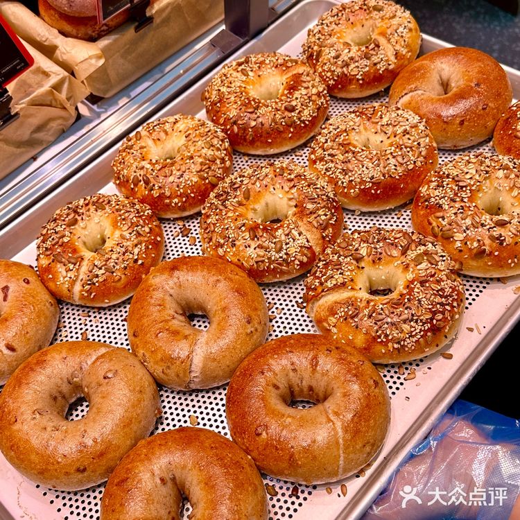 济南的巴黎贝甜终于来了！开业好多活动啊！