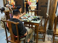 -缘来聚·徽菜名店(黄山宏村店)