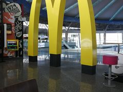 -麦当劳(鄂尔多斯机场店)