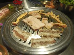 -哈哈碳都·牛肋条无限自助烤肉(宝龙店)