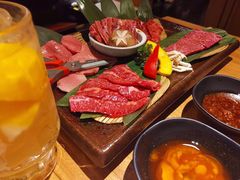 -炼火烤肉店
