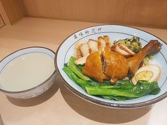 -狮头牌卤味研究所·卤味饭(花城汇南区店)