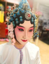 -胭脂猫京剧摄影