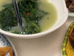 -五谷芳乳鸽王(海景店)