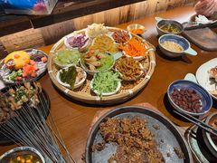 -包整·丝娃娃(一览甲秀楼风景店)