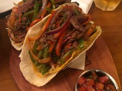 墨西哥牛肉塔可-COMMUNE幻师(上邦百汇城店)