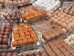 -Laderach 莱德拉(上海环贸iapm店)