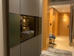 -上海虹桥祥源希尔顿酒店