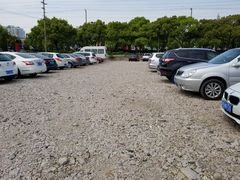 -新场古镇-停车场