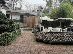 -花间酒庭院餐厅(谷山店)