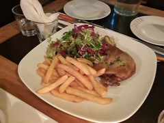 招牌鸭腿肉-LA  PETANQUE(泰安路店)