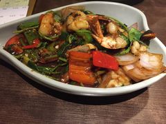 -大头虾越式风味餐厅(光明广场店)