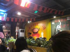 -钢管厂五区小郡肝串串香(奥克斯广场锦城万达店)