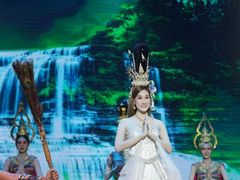 -金东尼人妖秀